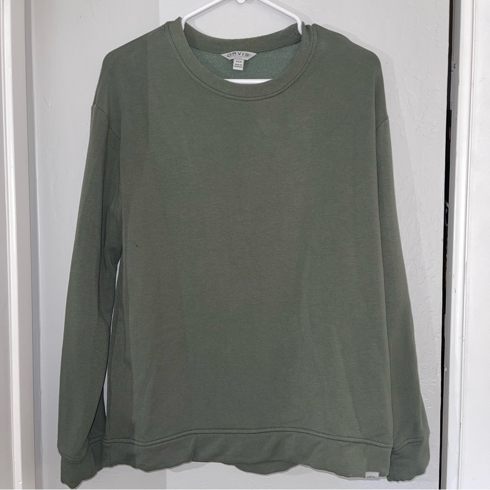 Green crewneck